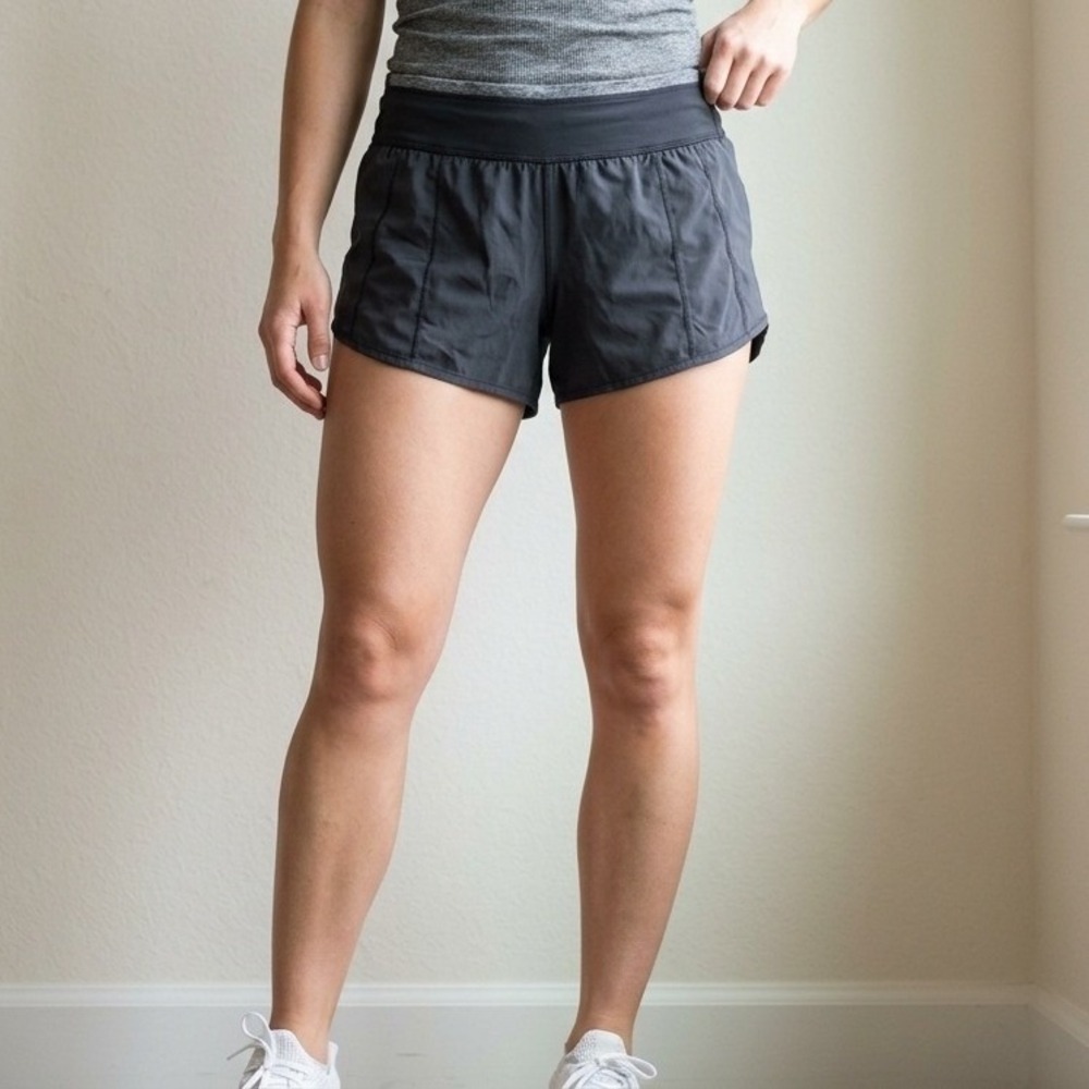 Lululemon Shorts Womens 10 Black Mid-Rise Zipper Pocket Athletic Running